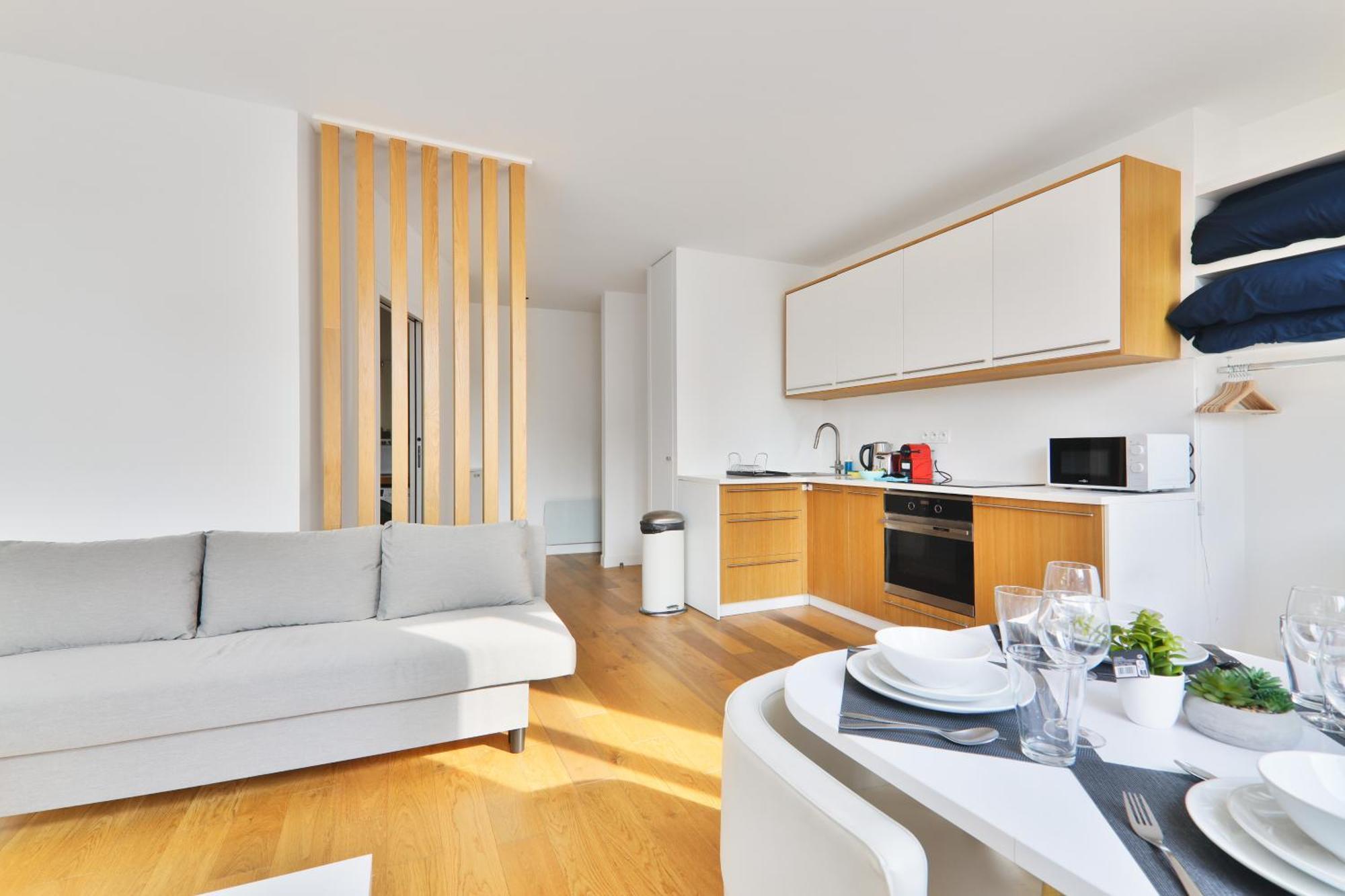 Quartier Saint Michel Notre Dame Free Netflix Apartment